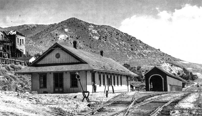 Passenger depot, car shed and freight depot (behind the car shed)